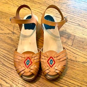 Swedish Hasbeens Debutant Huarache Clogs